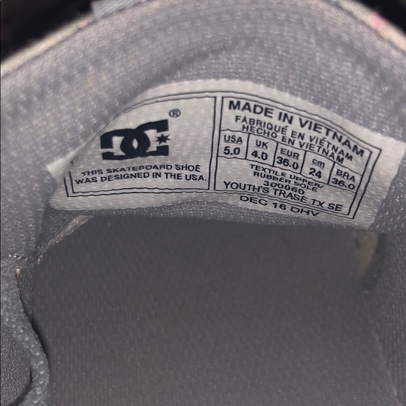 Dc trase tx shoes size 5 - Picture 3 of 4